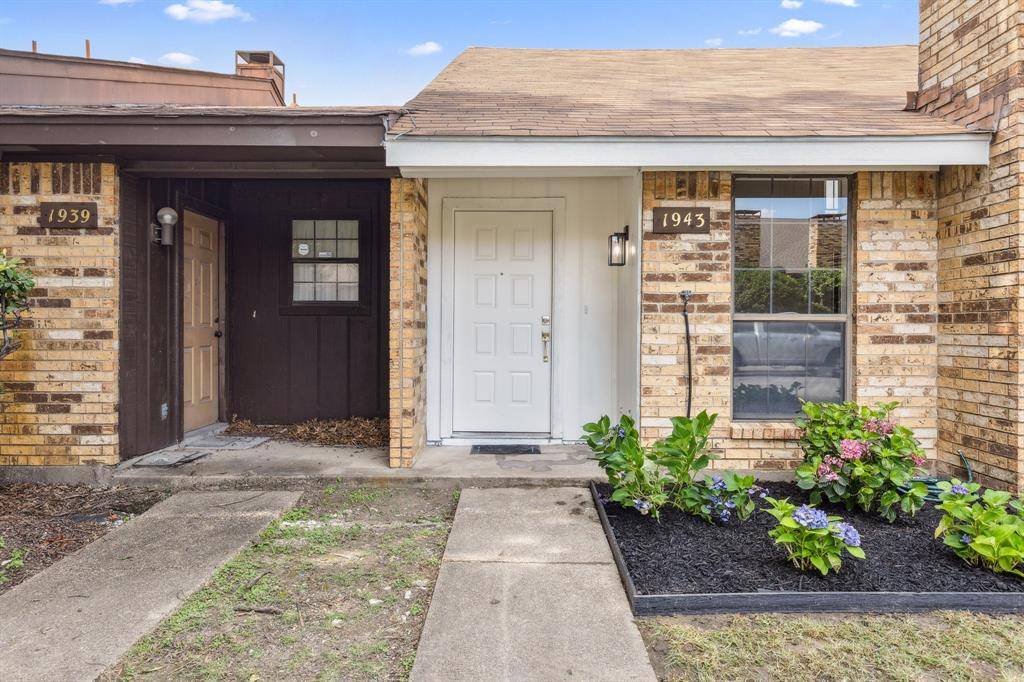 Dallas, TX 75228,1943 Abshire Lane