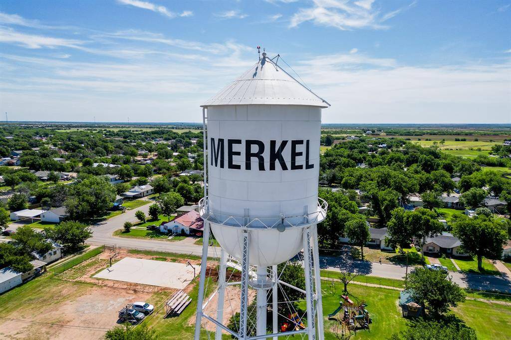 Merkel, TX 79536,1011 Trundy