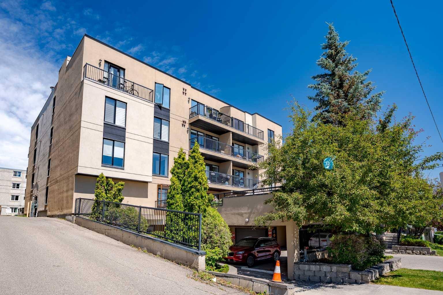 Calgary, AB T2T1C8,1724 26 AVE Southwest #305