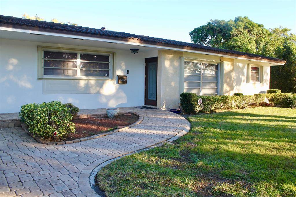 14131 Cypress Ct, Miami Lakes, FL 33014