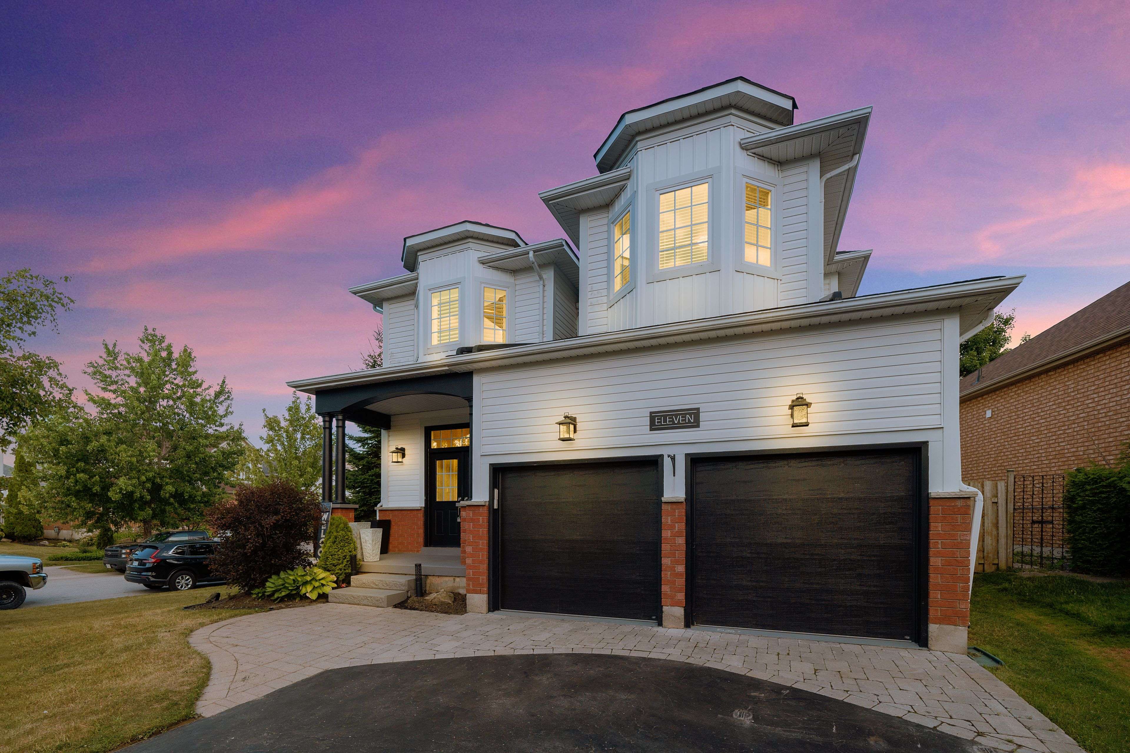 11 Kensington TRL, Barrie, ON L4N 0K5