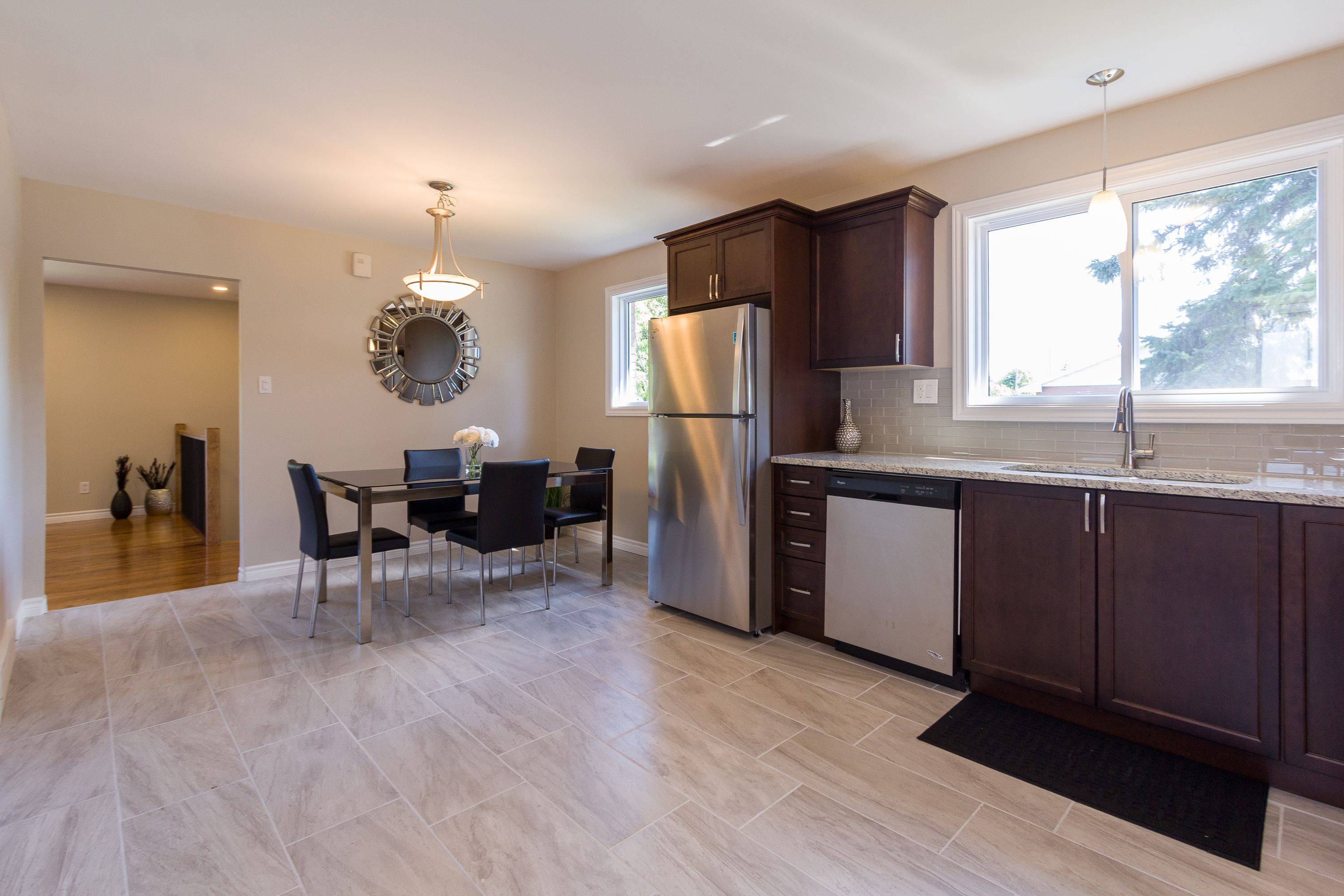 Alta Vista And Area, ON K1G 0B8,392 Tremblay RD