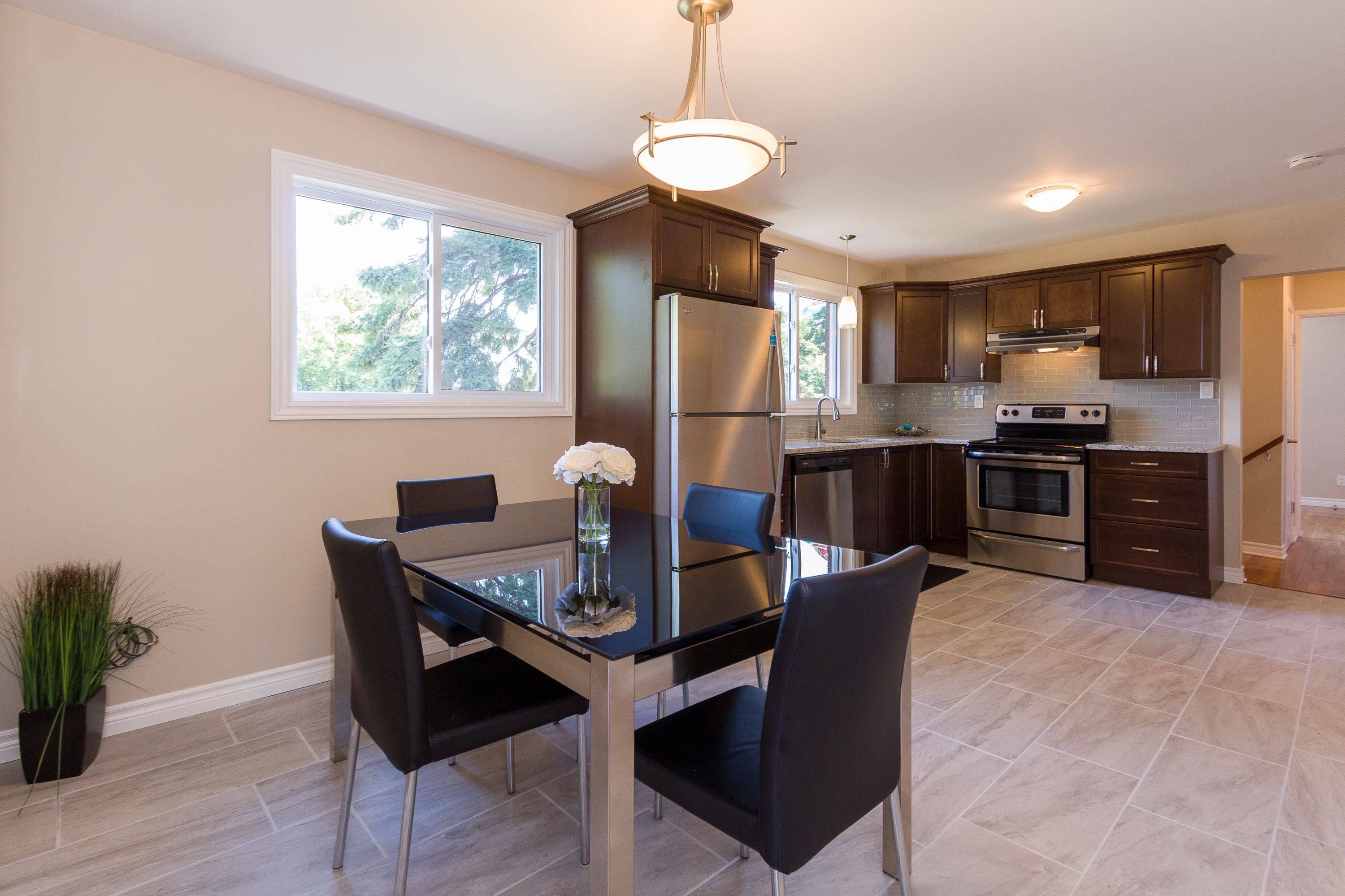 Alta Vista And Area, ON K1G 0B8,392 Tremblay RD