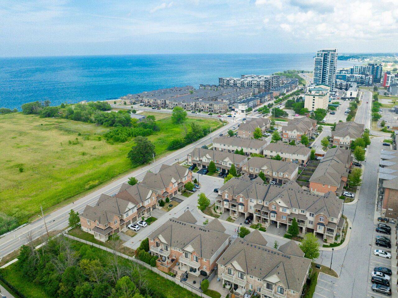 Grimsby, ON L3M 0C8,515 Winston RD #84