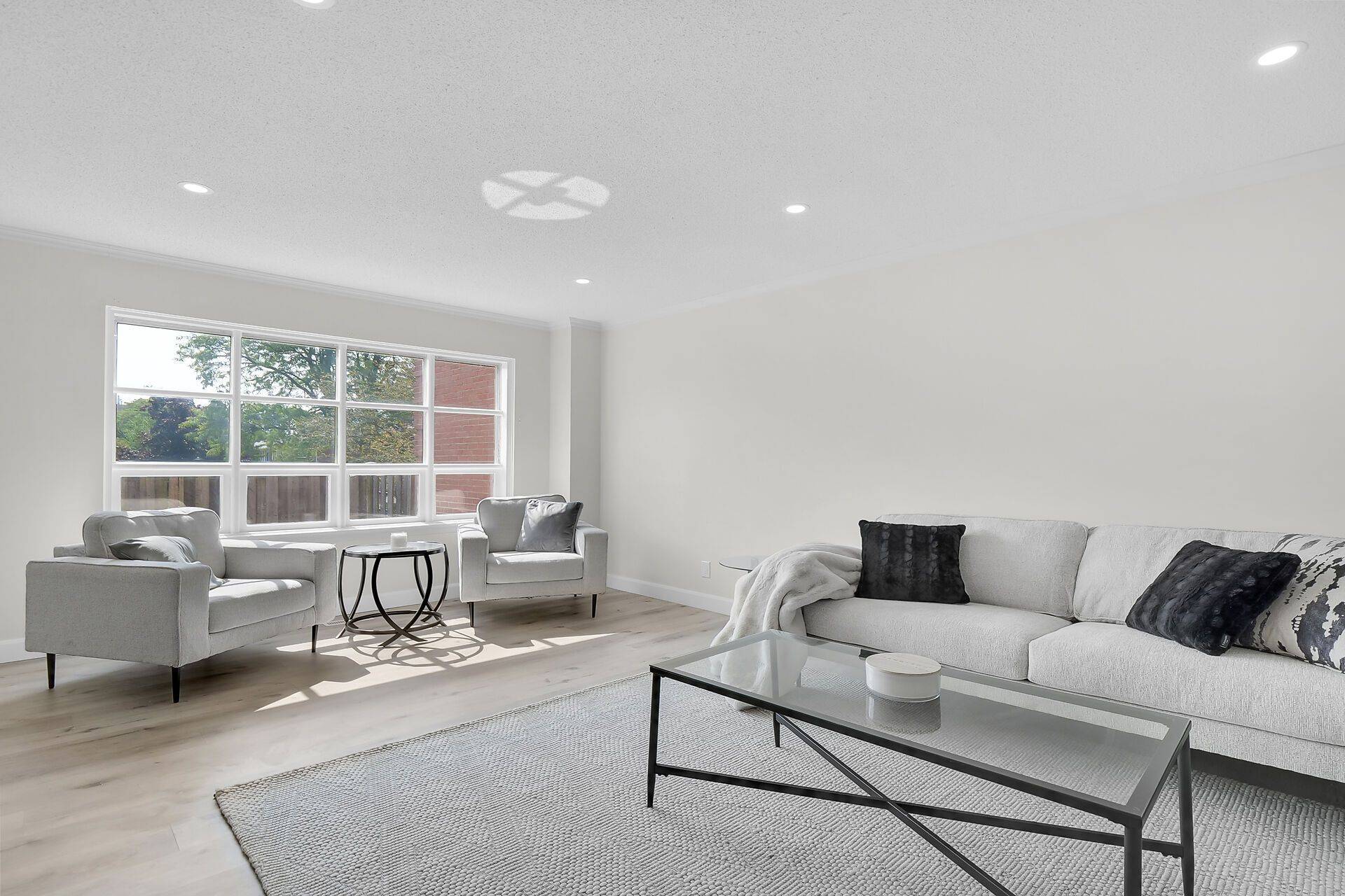 London North, ON N6G 2E9,402 Homestead CT