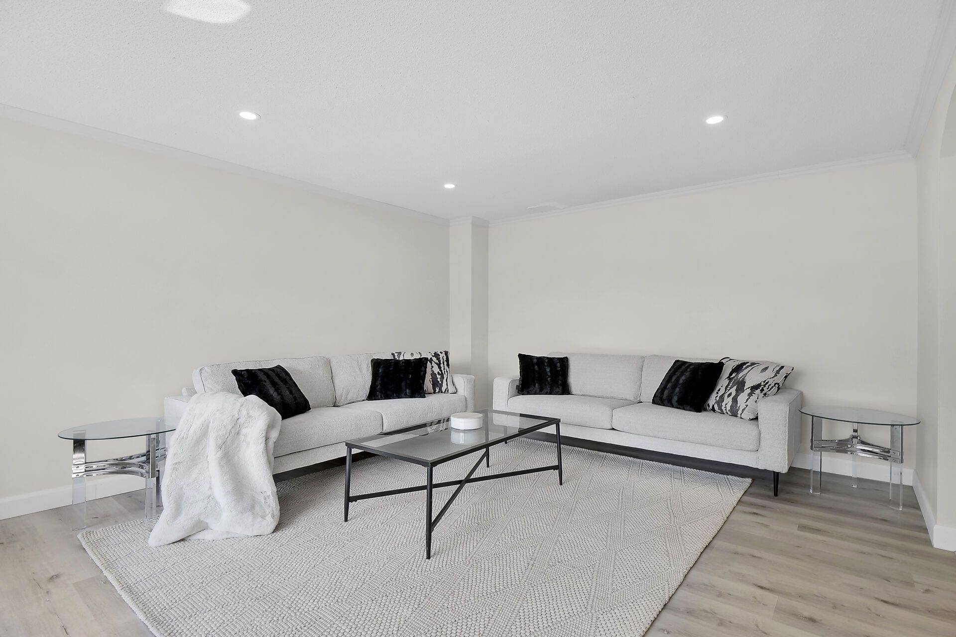 London North, ON N6G 2E9,402 Homestead CT