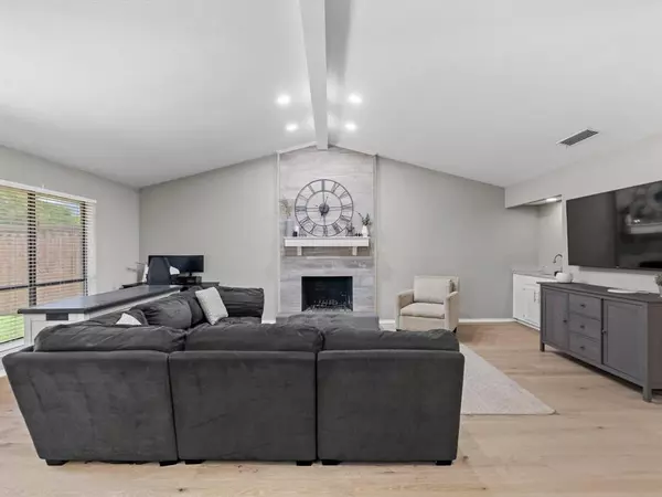 Richardson, TX 75082,1507 Summertree Court