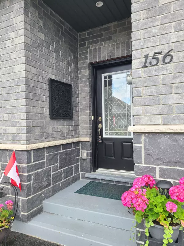 Orillia, ON L3V 0G3,156 Lily DR
