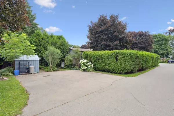 Hamilton, ON N0B 2J0,1294 Concession 8 RD W #93 Maple