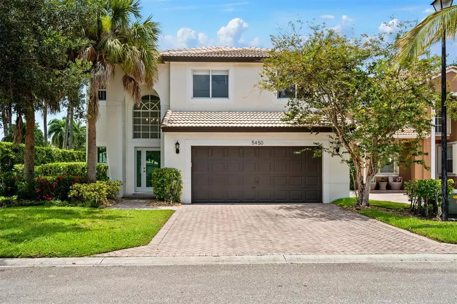 5450 NW 122nd Dr, Coral Springs, FL 33076