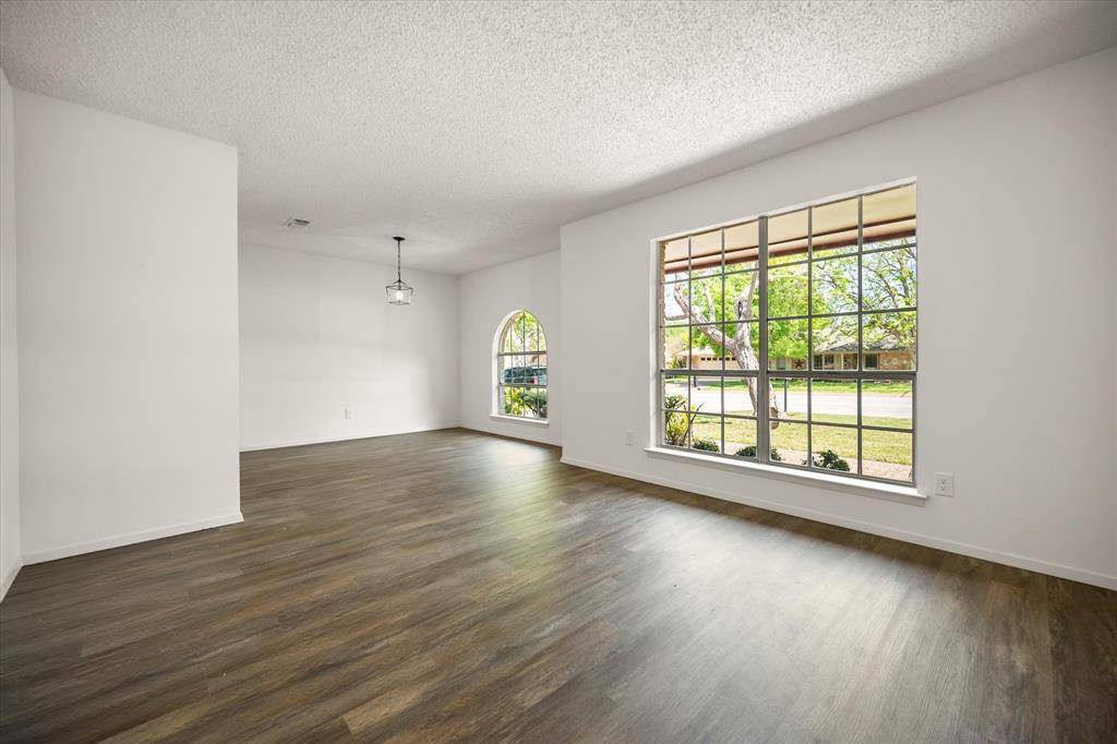 Fort Worth, TX 76133,6516 Welch Avenue