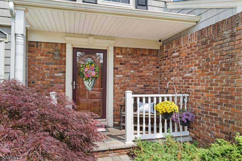 Edison Twp., NJ 08820,49 LAVENDER DRIVE