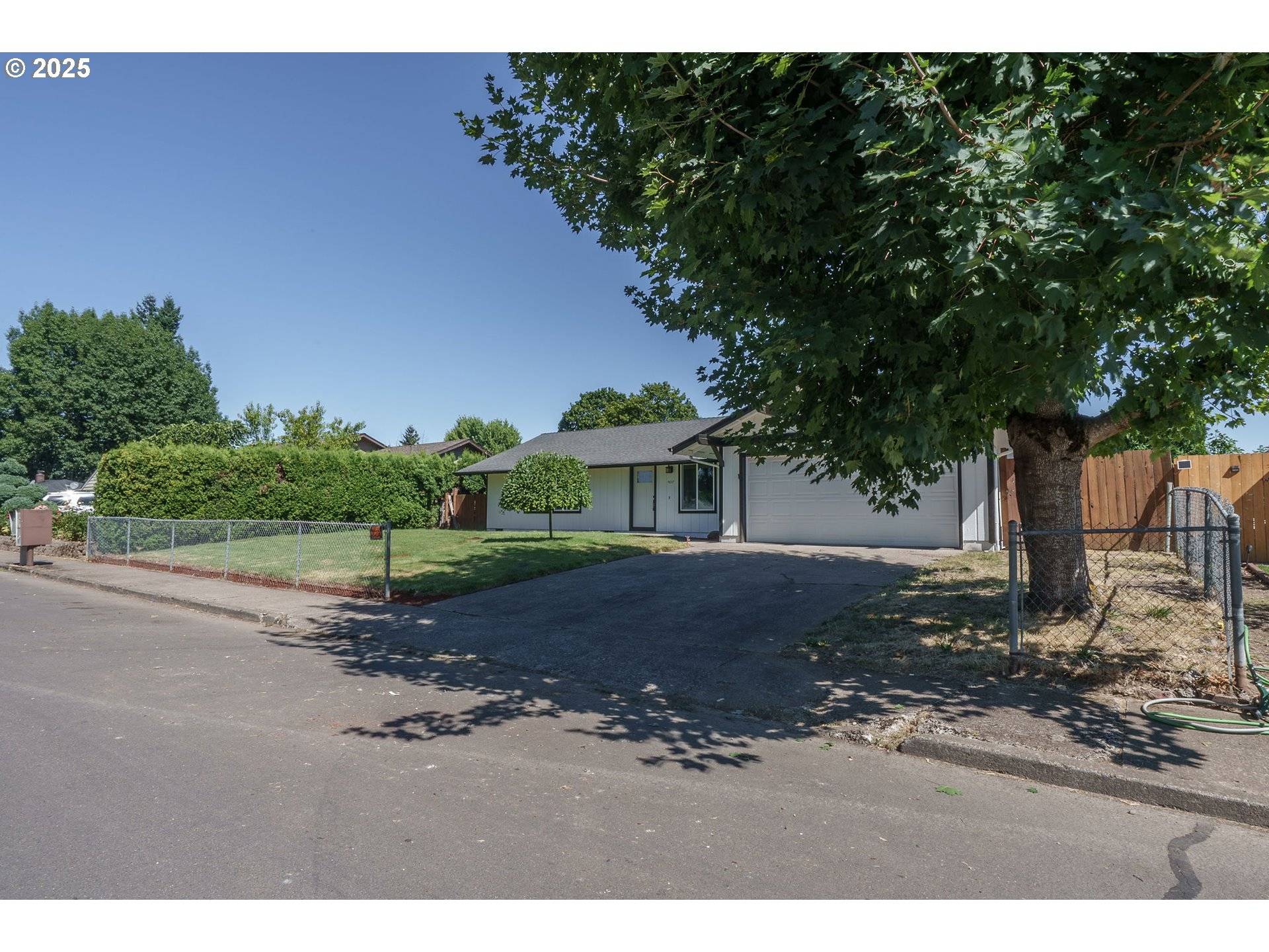 Salem, OR 97317,4637 ADOBE ST SE