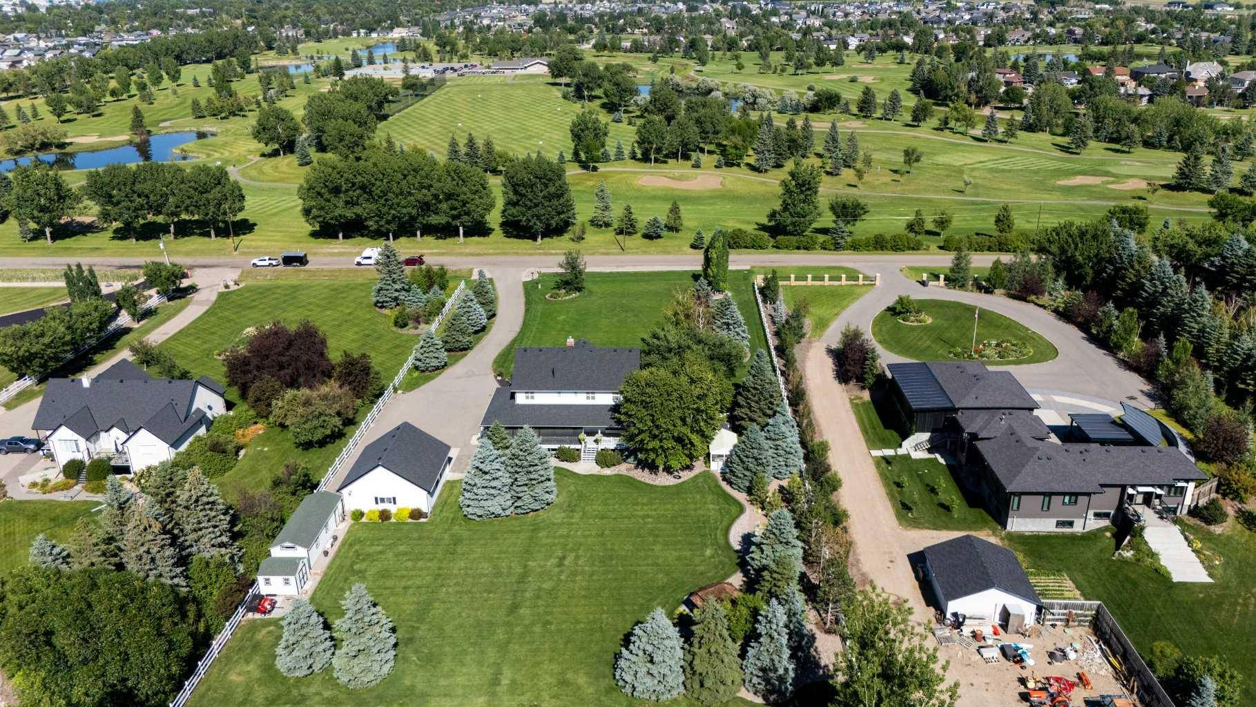 Coaldale, AB T1M 1P1,2702 30 ST