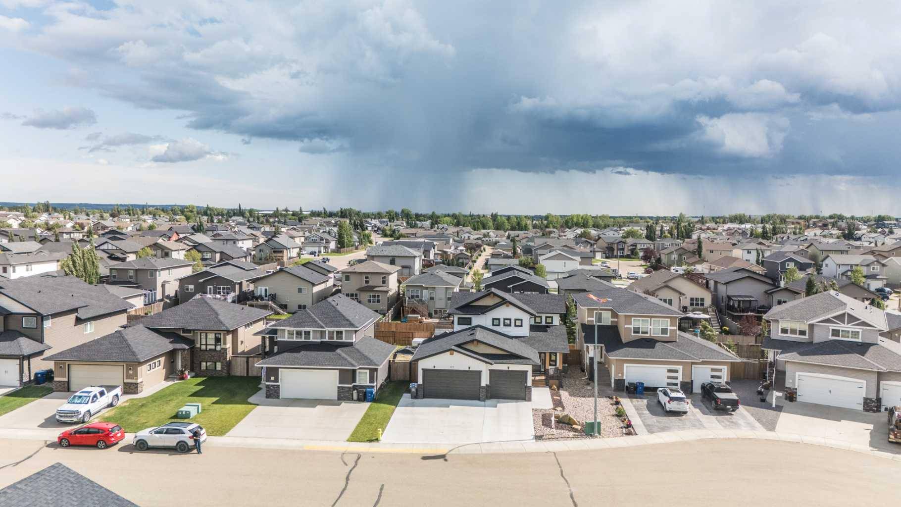 Blackfalds, AB T4M 0H9,37 Arrowwood Close