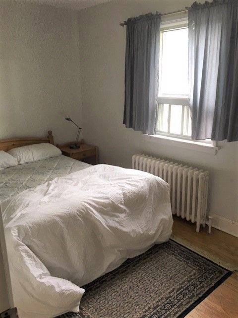 Toronto C03, ON M5N 2E9,1165 Avenue RD ##2