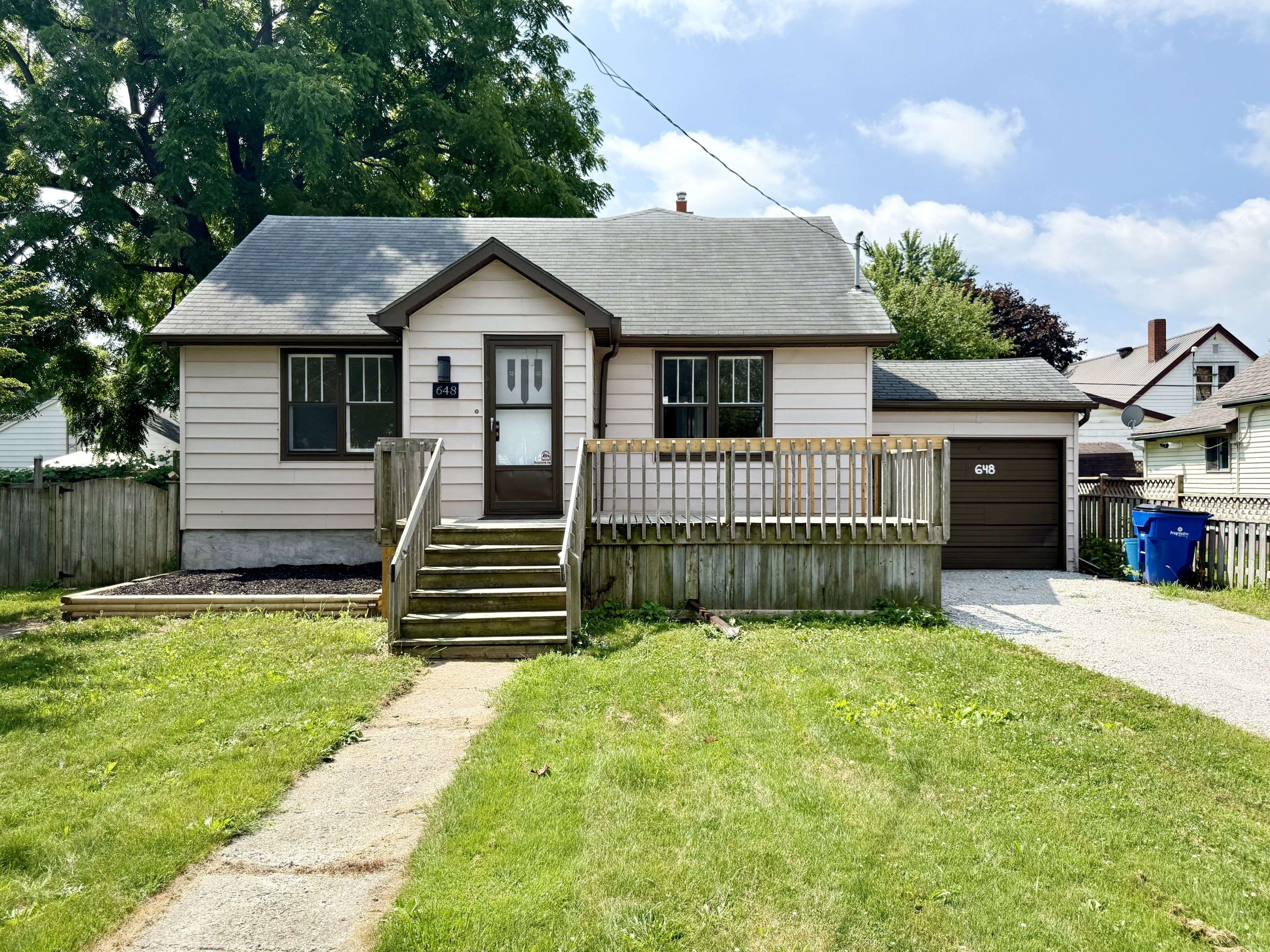 648 Wallace ST, Chatham-kent, ON N8A 1K5