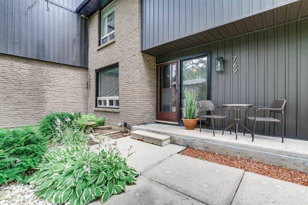 London South, ON N6J 3S5,769 Berkshire DR