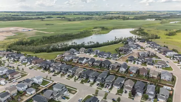 Blackfalds, AB T4M 0H9,37 Arrowwood Close
