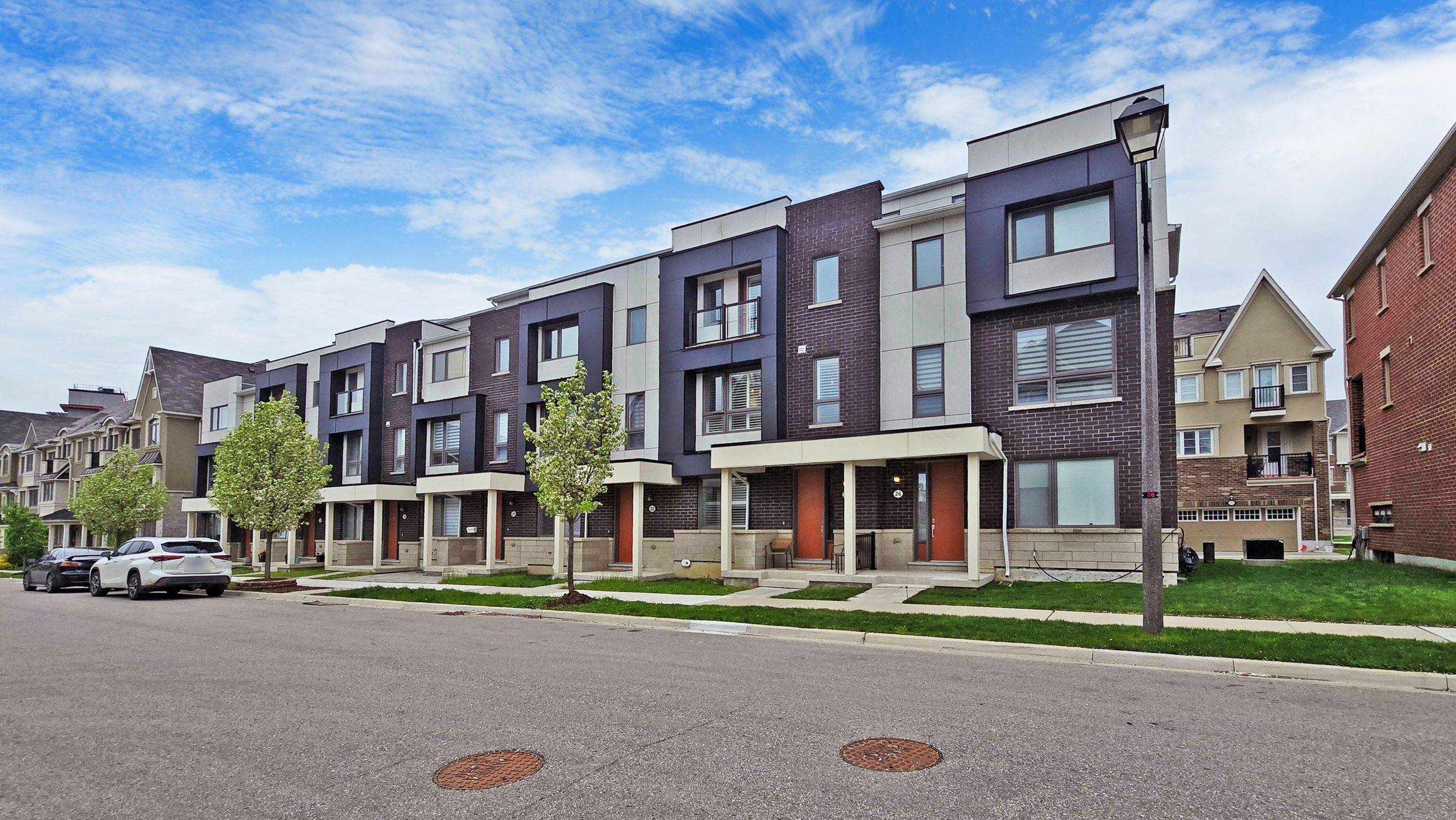 24 George Patton AVE, Markham, ON L6B 1M7