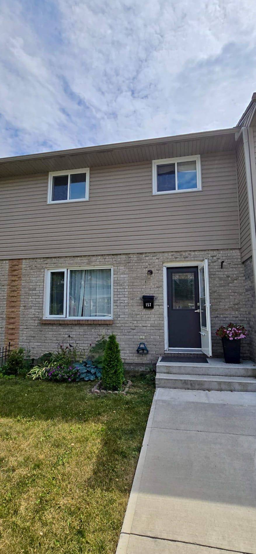 Kingston, ON K7M 6Z2,157 Rosemund CRES