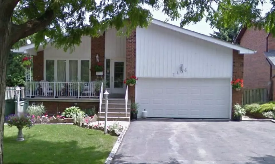 Mississauga, ON L5J 4H3,2406 Poplar CRES