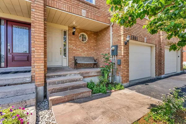 Mississauga, ON L5V 1R5,1091 Wilmington DR