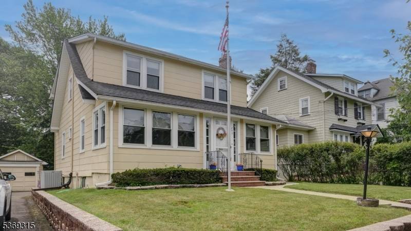 Verona Twp., NJ 07044,253 Linden Ave