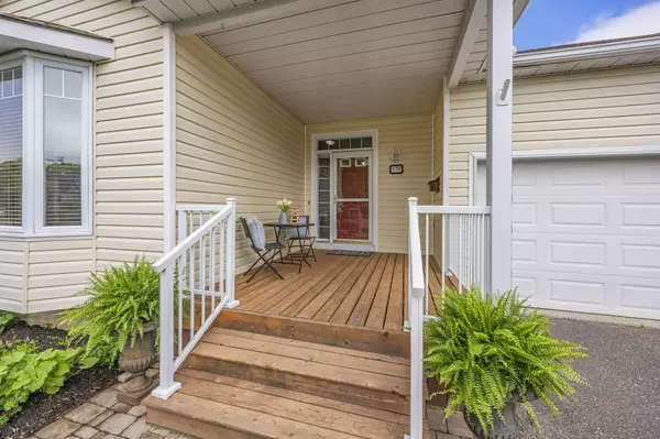 Gravenhurst, ON P1P 1Z4,150 Hedgewood LN