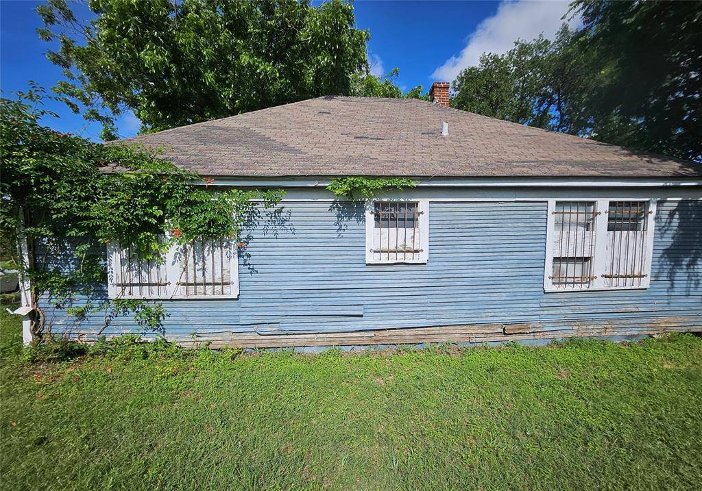 Fort Worth, TX 76104,917 E Pulaski Street