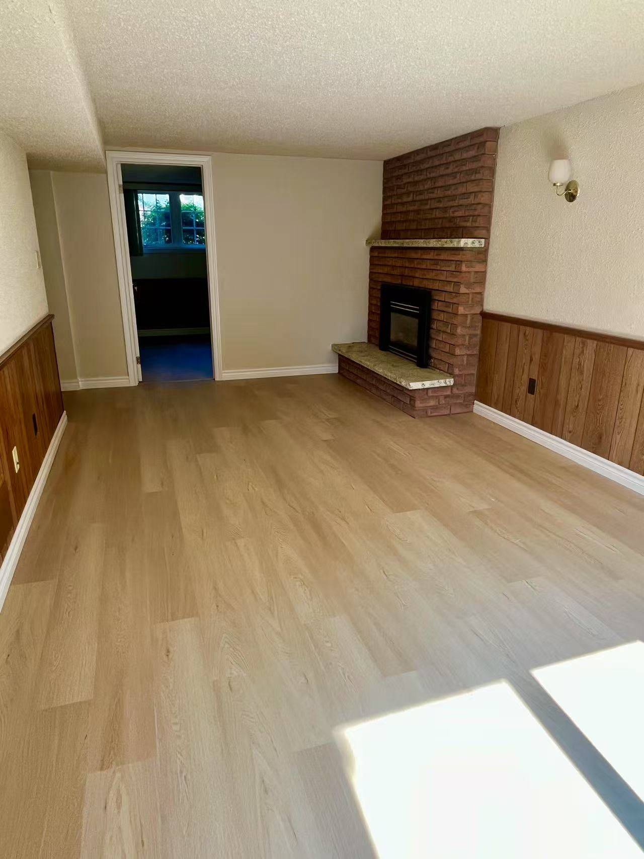 Oshawa, ON L1J 7N5,750 Griffith ST #lower