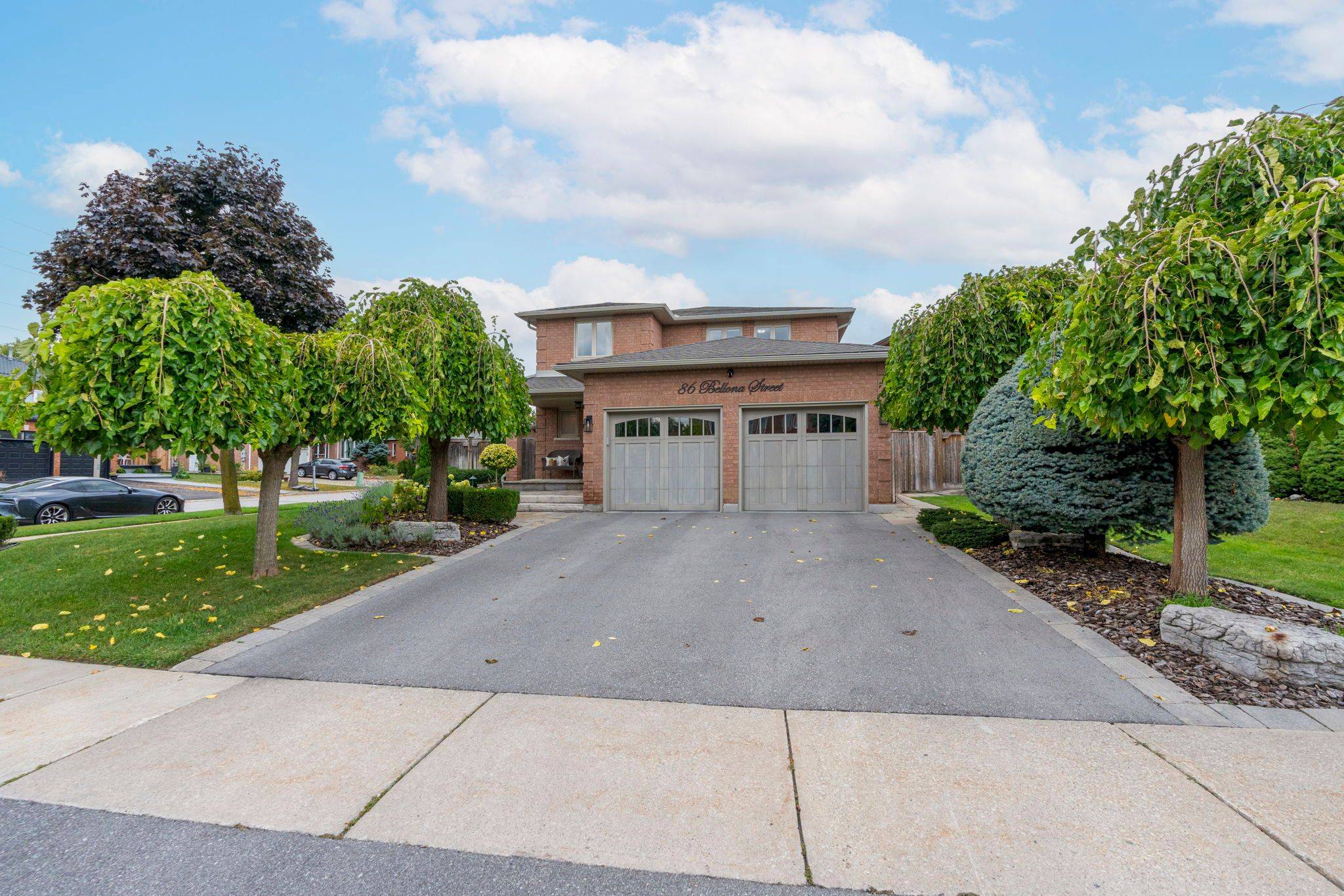 86 Bellona ST, Vaughan, ON L4L 6R6