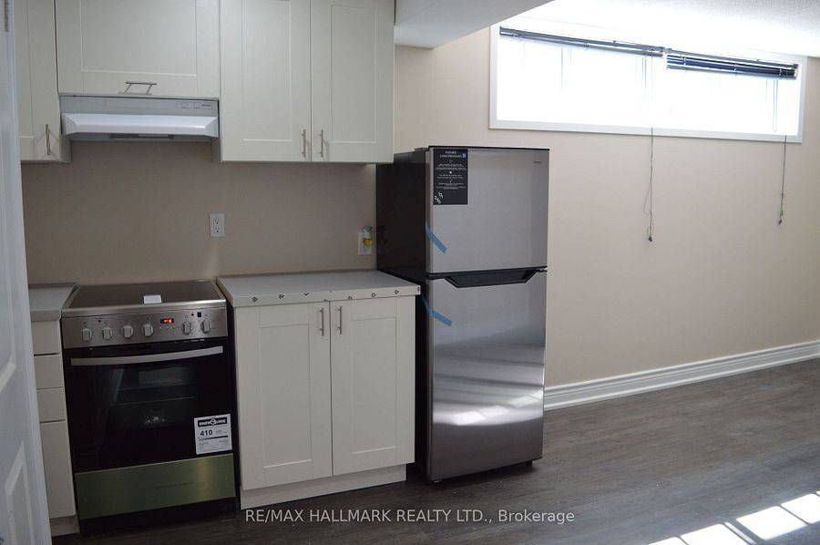 Richmond Hill, ON L4C 2Z1,389 Allgood ST #Lower