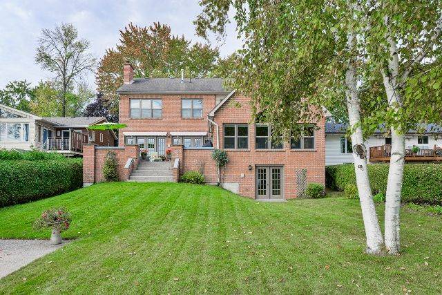 Orillia, ON L3V 6Y8,624 High ST