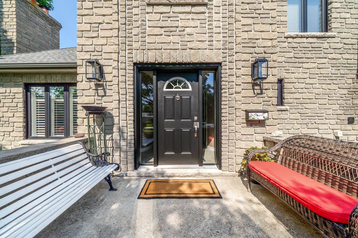 Springwater, ON L0L 1Y3,10 Duffy's CT