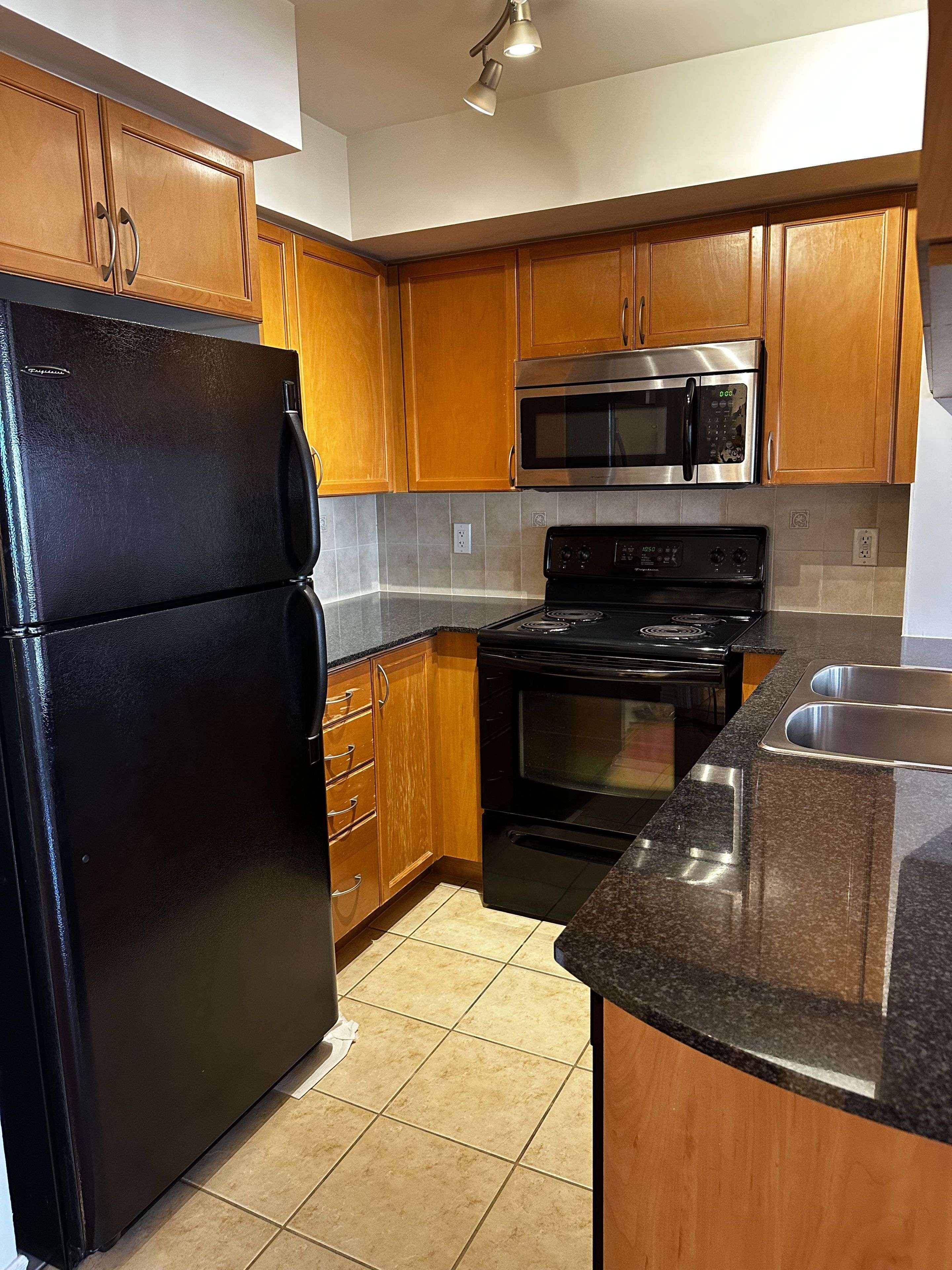 Mississauga, ON L5B 4N3,4080 Living Arts DR #1506