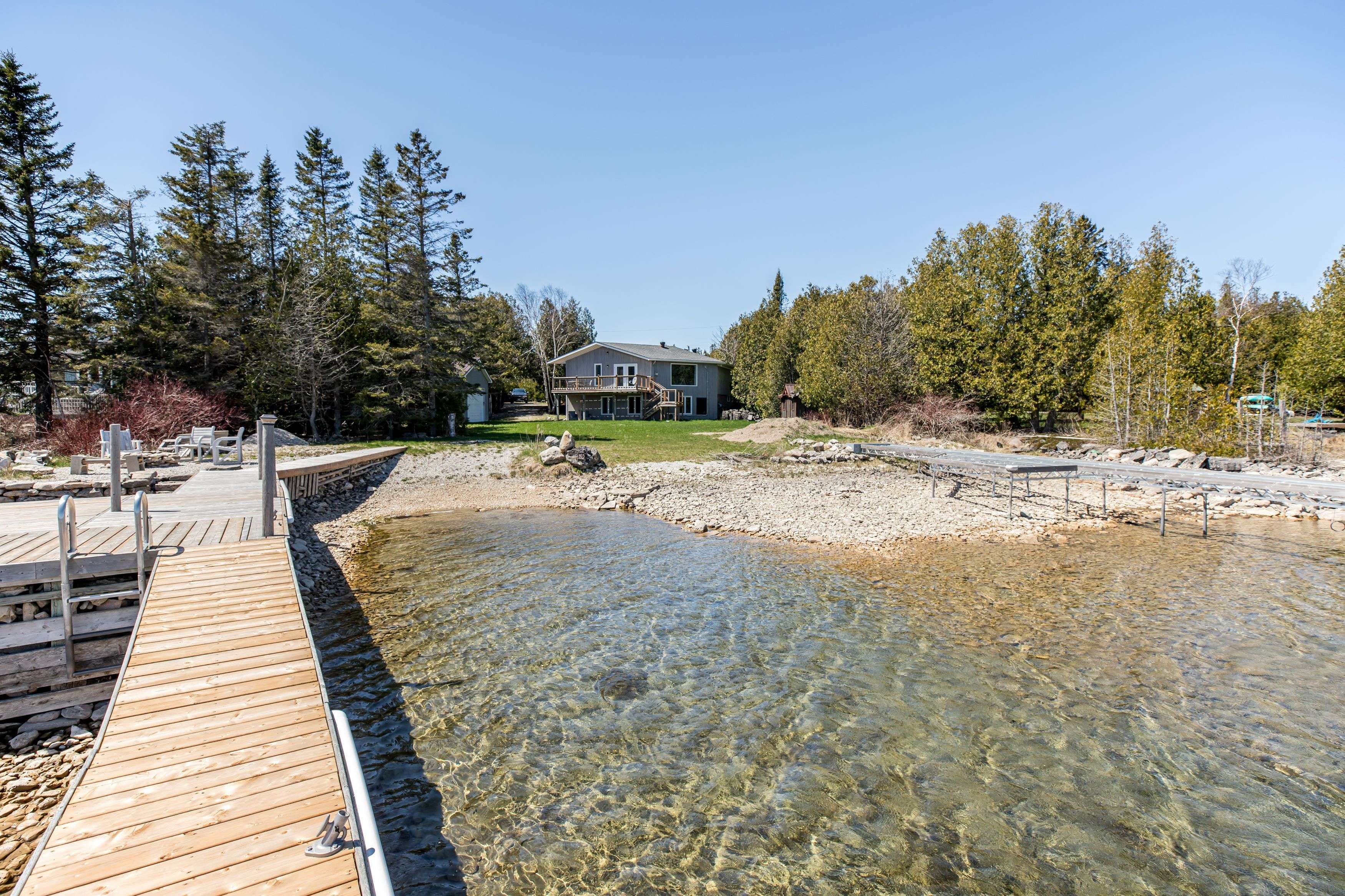 Northern Bruce Peninsula, ON N0H 1Z0,119 Pine Tree Harbour RD
