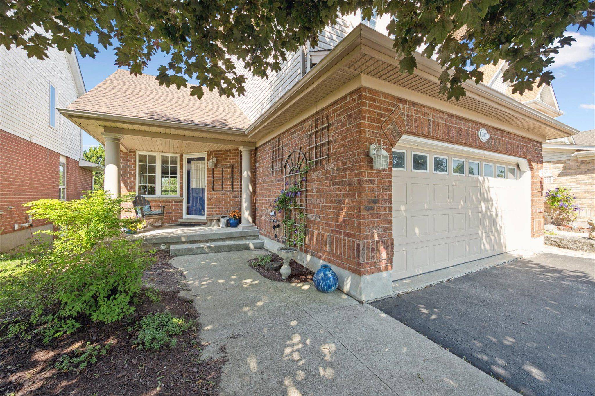 Guelph, ON N1E 7A1,347 Starwood DR