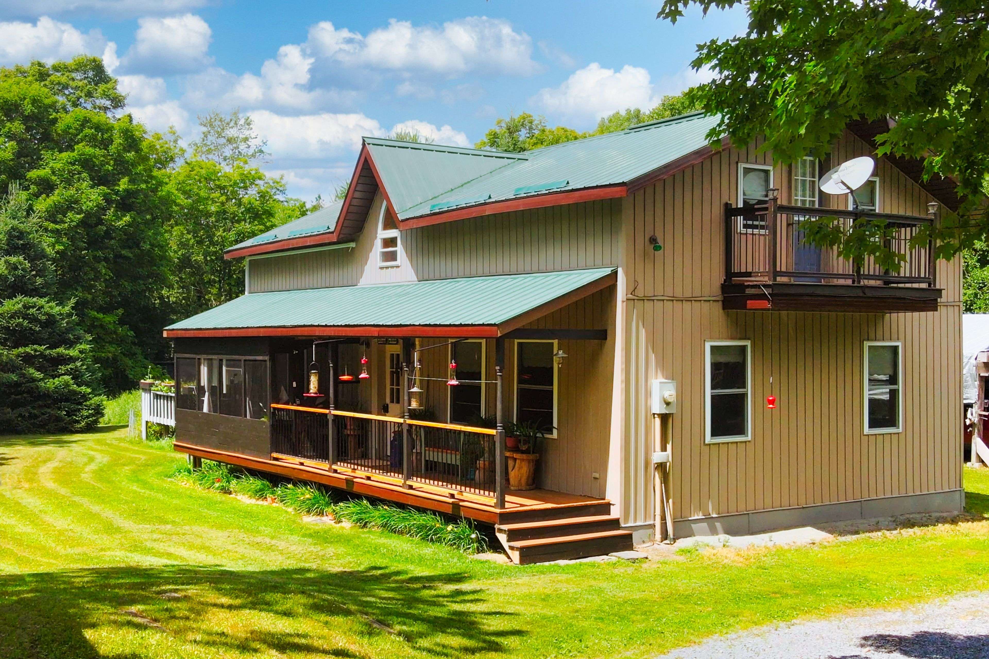 72 Jones RD, Wollaston, ON K0L 1P0