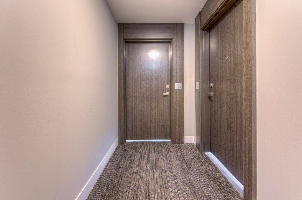 Hamilton, ON L8P 0C6,15 Queen ST S #1207