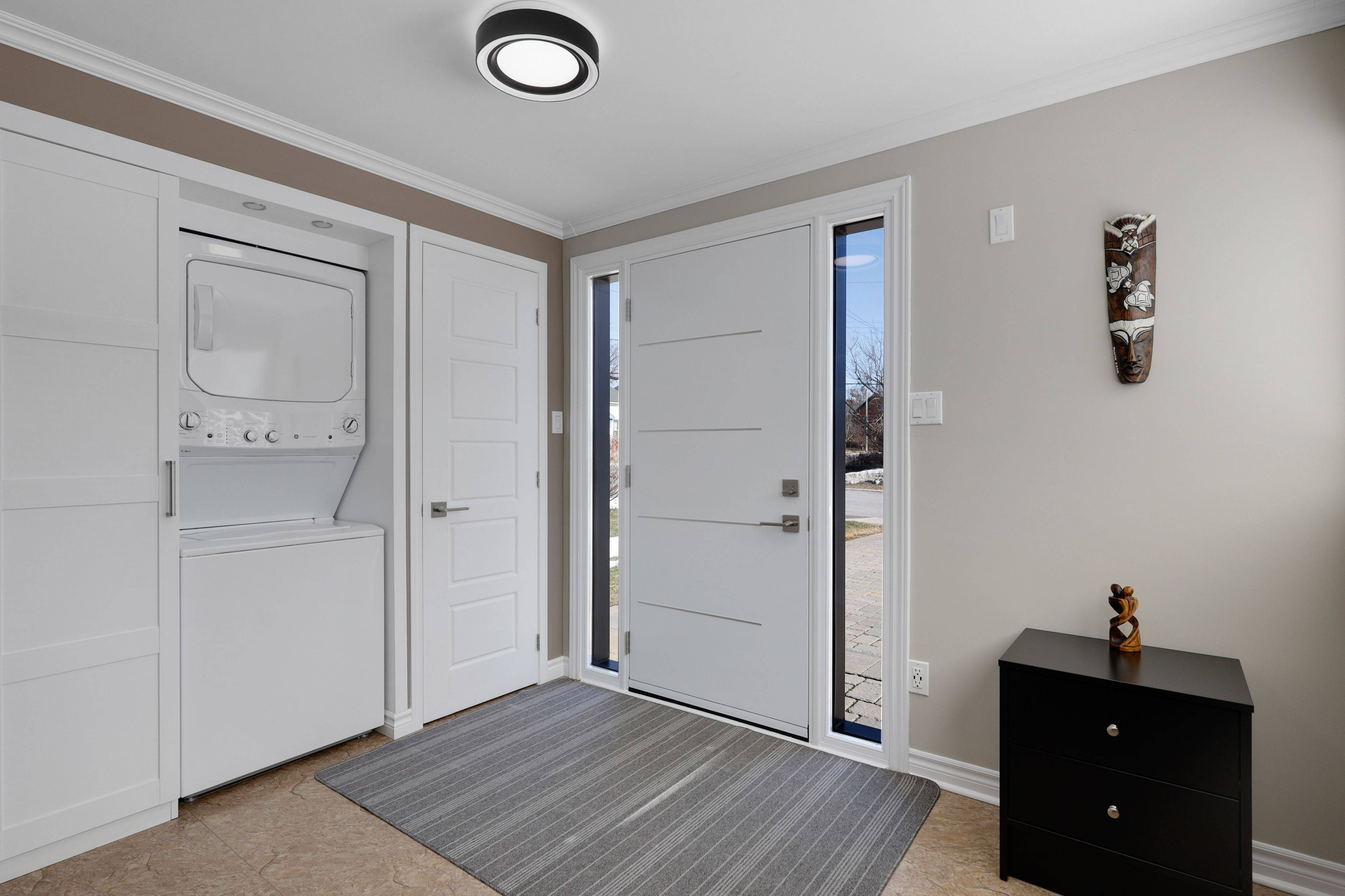 Carleton Place, ON K7C 3K2,226 McLaren ST