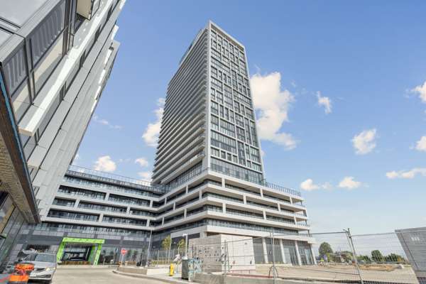 8960 Jane ST #815, Vaughan, ON L4K 2M9