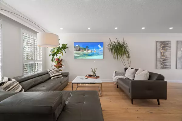 Oakville, ON L6H 3H2,1489 Jasmine CRES