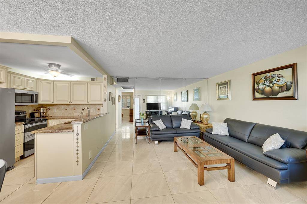 Deerfield Beach, FL 33442,360 Grantham E #360