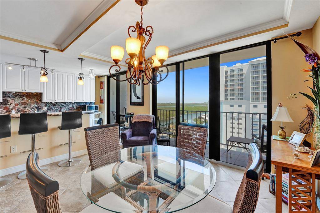 Hollywood, FL 33019,322 Buchanan St #1408