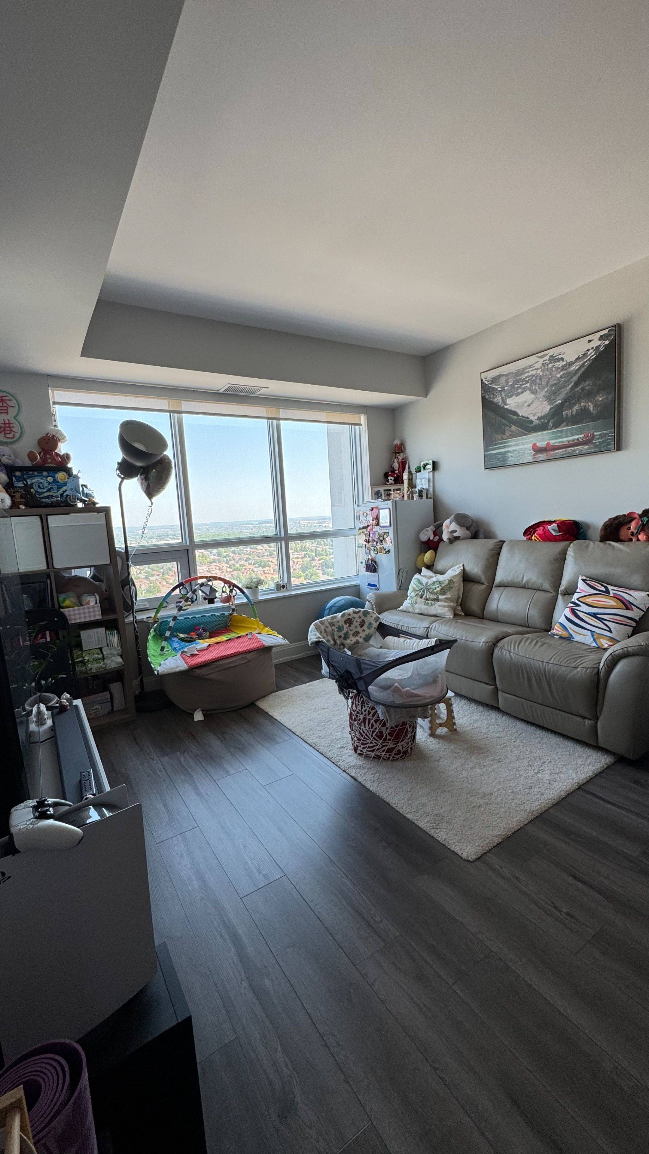 Markham, ON L3T 0G9,38 Gandhi LN #2301
