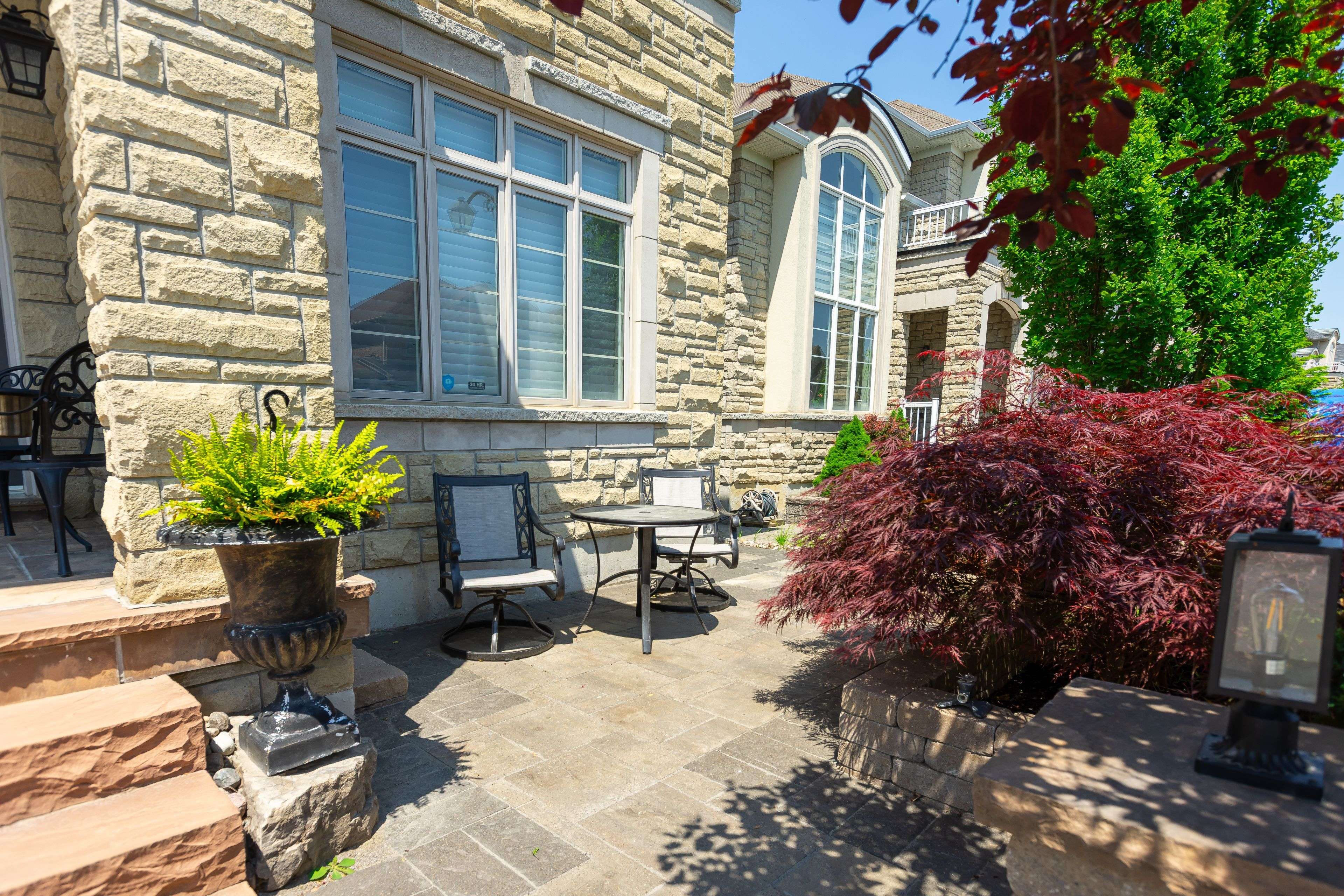 Whitchurch-stouffville, ON L4A 1H4,16 Durhamview CRES