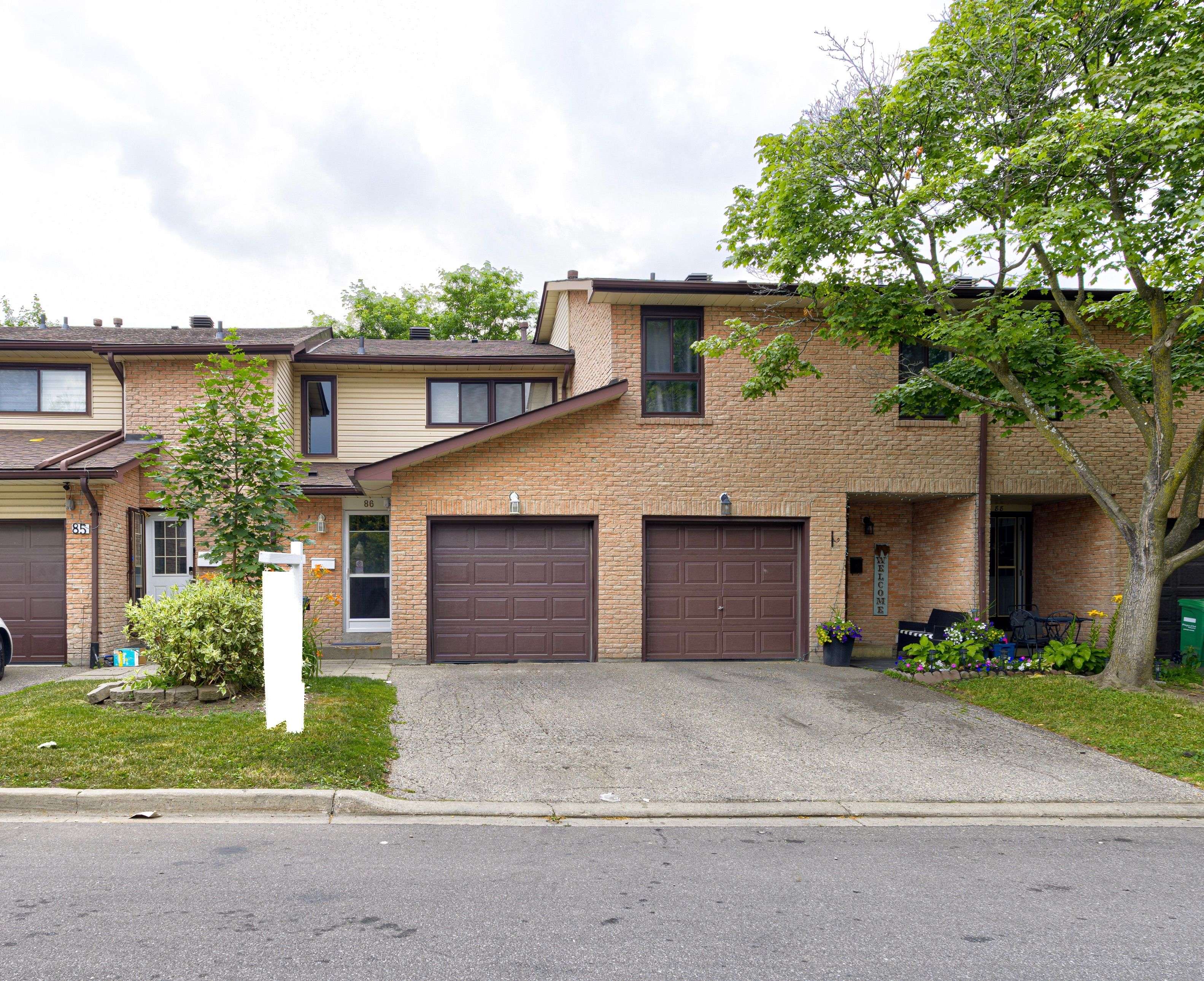 86 Collins CRES, Brampton, ON L6V 3N1