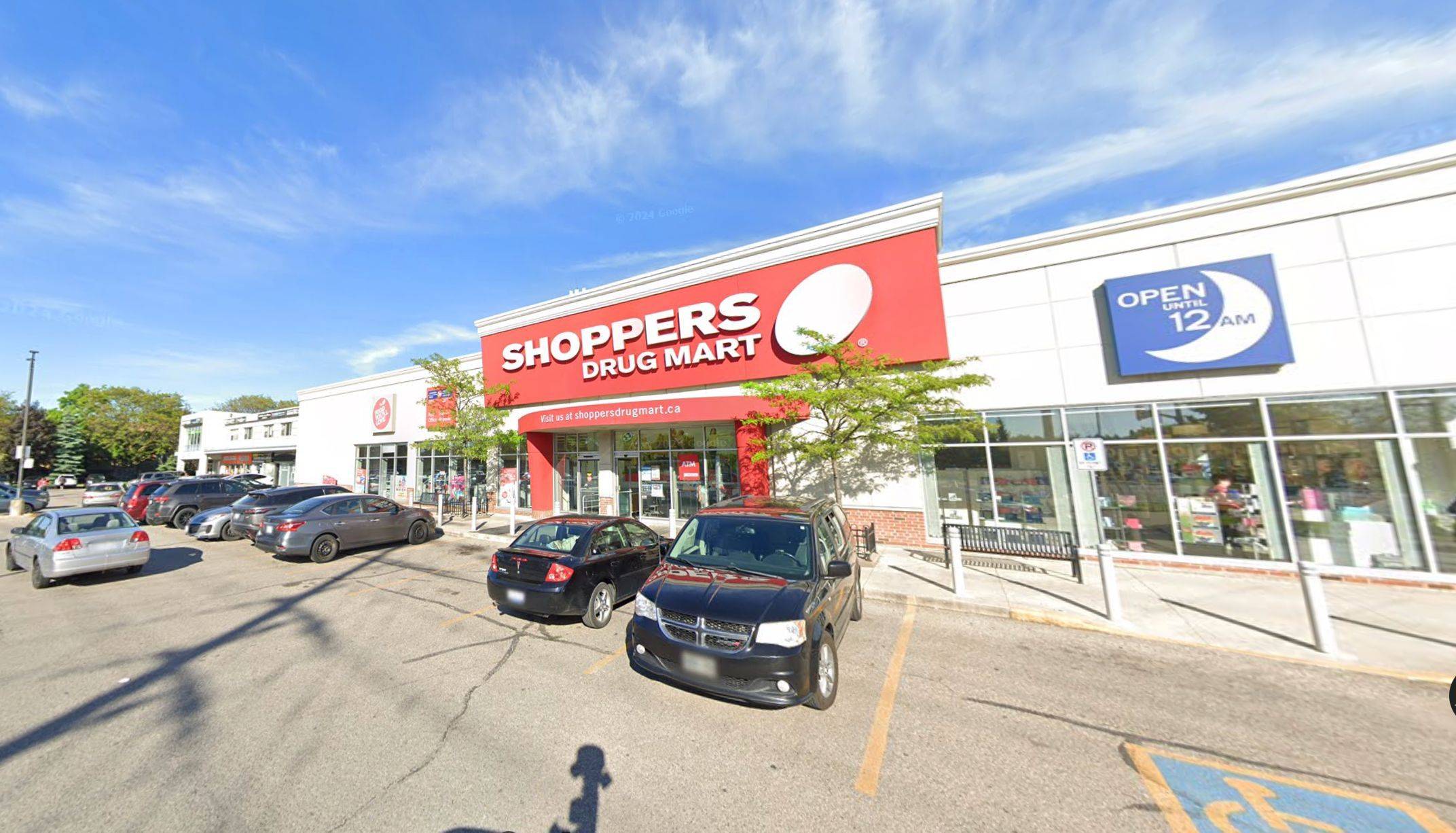 Mississauga, ON L4Y 2X3,702 Burnhamthorpe RD E #7