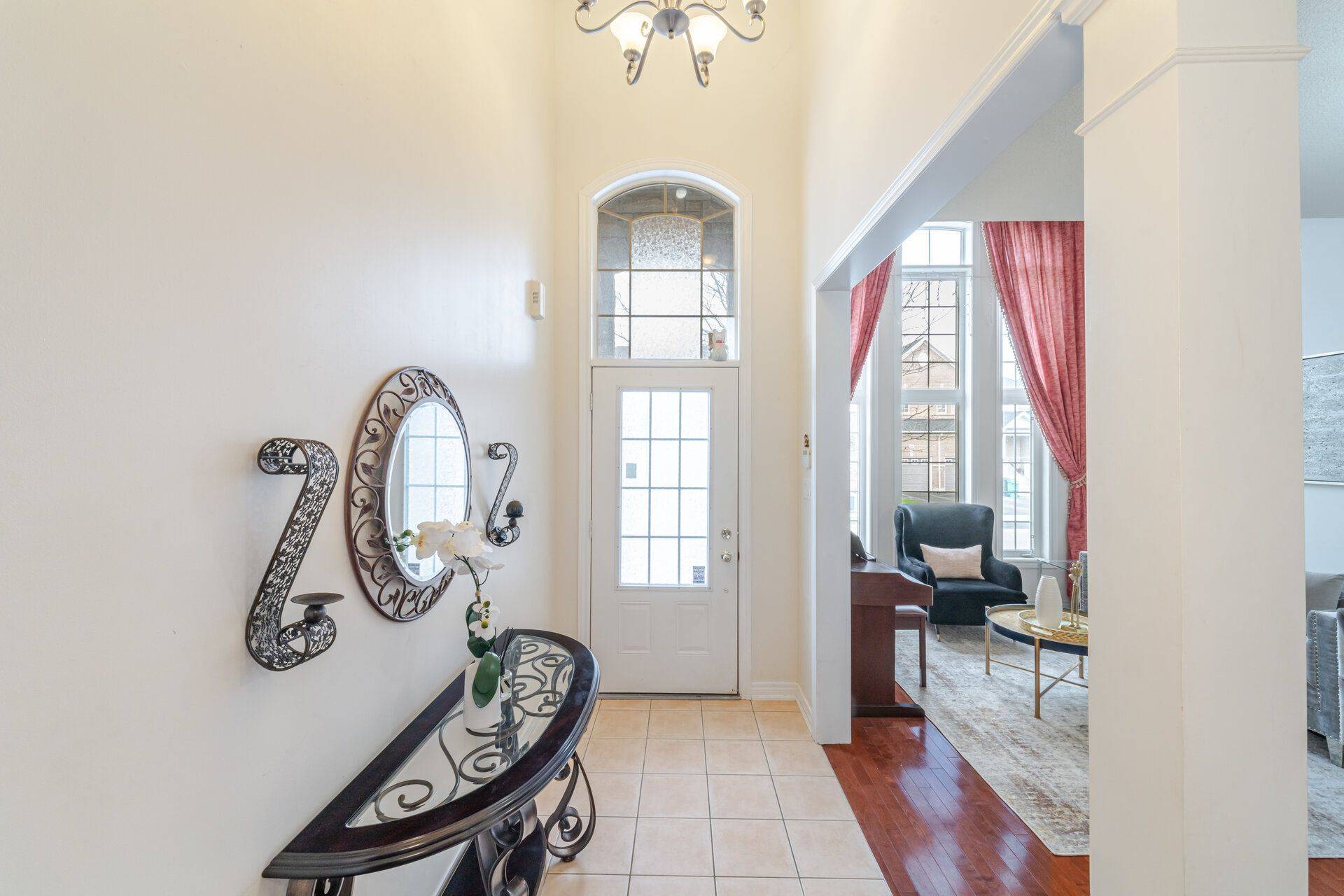 Brampton, ON L7A 0M7,47 Begonia CRES